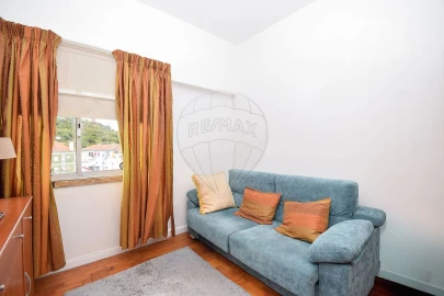 Apartamento T2 para Venda em Camarate, Unhos e Apelação