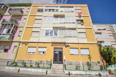 Apartamento T2 para Venda em Camarate, Unhos e Apelação
