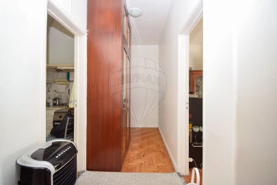 Apartamento T2 para Venda em Camarate, Unhos e Apelação