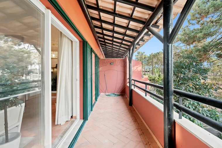 Apartamento T2 para Venda em Charneca de Caparica e Sobreda Foto 10