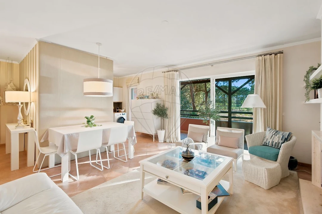 Apartamento T2 para Venda em Charneca de Caparica e Sobreda Foto 12