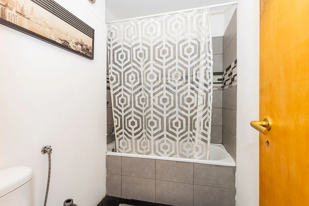 Apartamento T2 para Venda em Santo António dos Cavaleiros e Frielas Foto 10