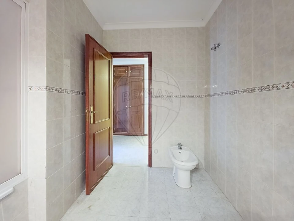 Apartamento T2 para Venda em Algueirão-Mem Martins Foto 21