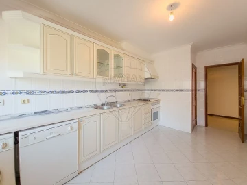 Apartamento T2 para Venda em Algueirão-Mem Martins