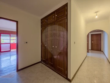 Apartamento T2 para Venda em Algueirão-Mem Martins