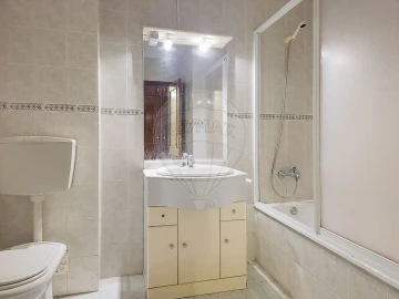 Apartamento T2 para Venda em Algueirão-Mem Martins