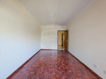 Apartamento T2 para Venda em Algueirão-Mem Martins