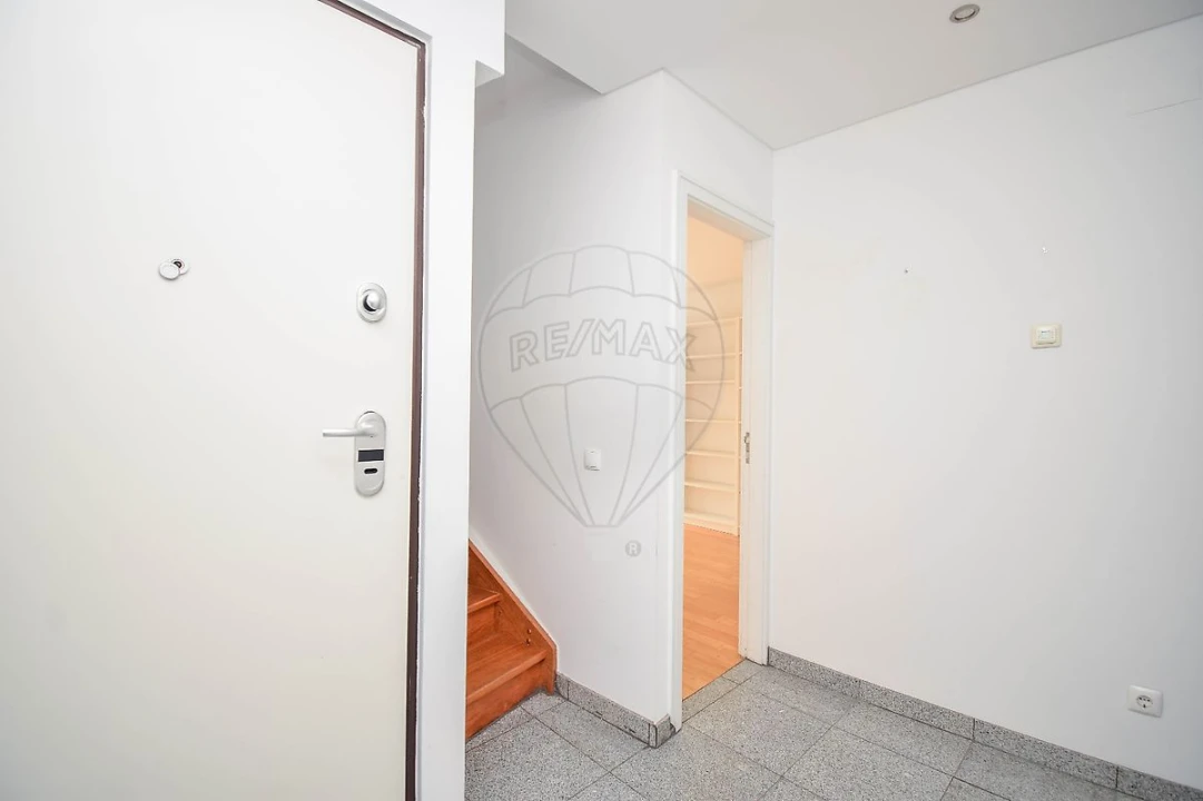 Apartamento T2 para Arrendamento em Estrela Foto 18