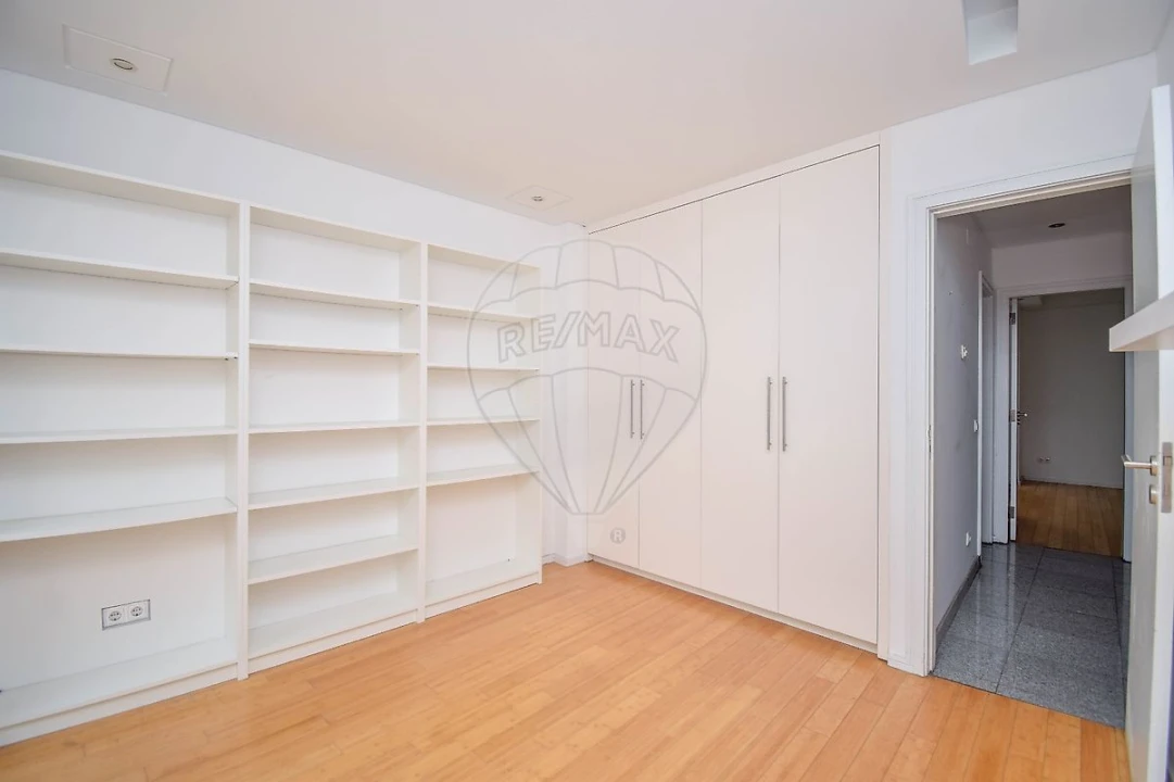 Apartamento T2 para Arrendamento em Estrela Foto 19