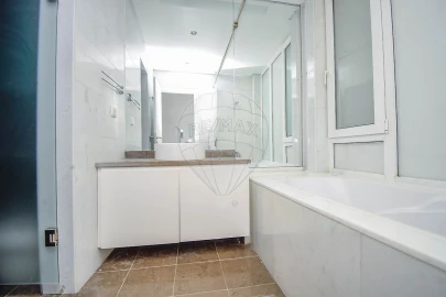 Apartamento T2 para Arrendamento em Estrela