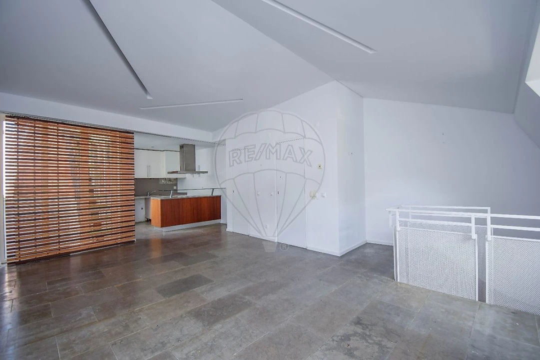 Apartamento T2 para Arrendamento em Estrela Foto 14
