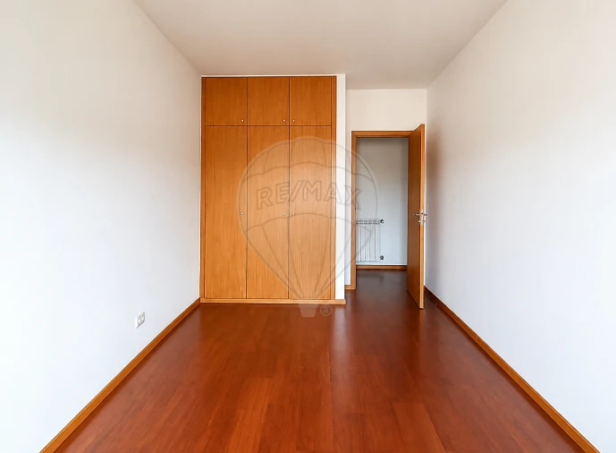 Apartamento T3 para Venda em Oliveira do Douro Foto 11