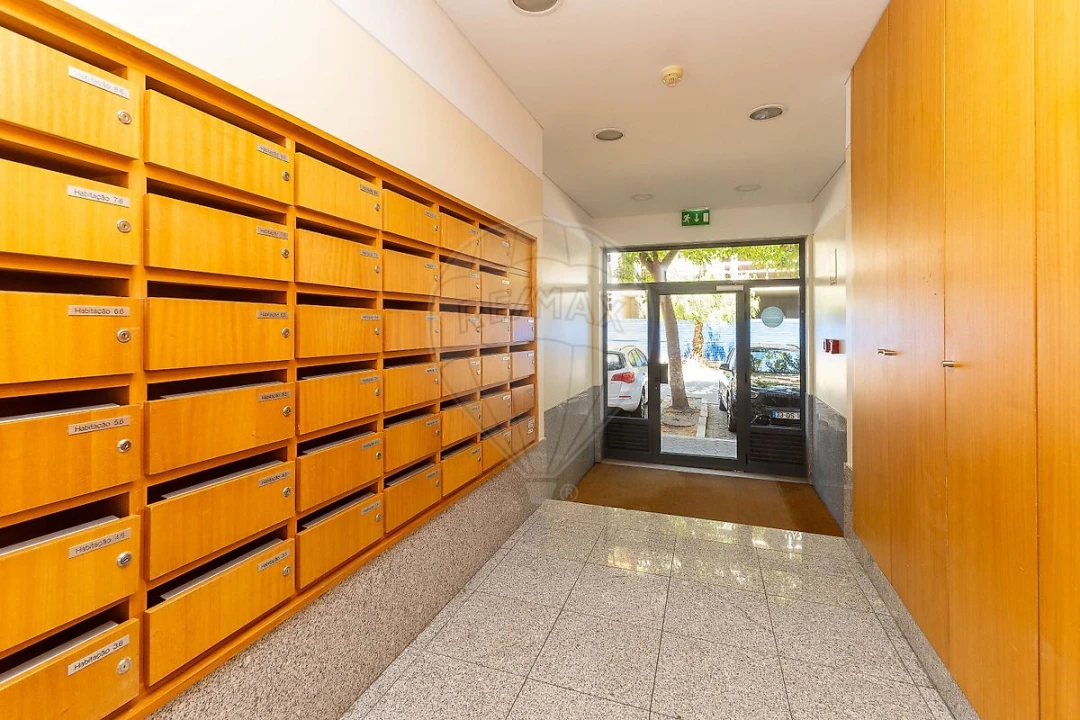 Apartamento T2 para Venda em Oliveira do Douro Foto 2