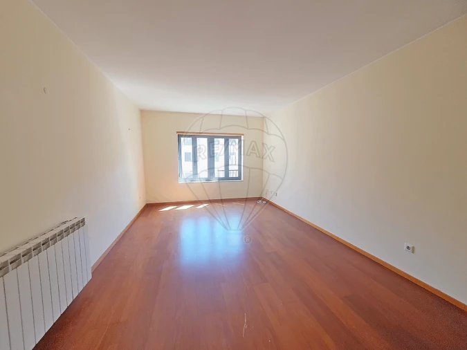 Apartamento T2 para Venda em Oliveira do Douro Foto 10