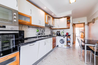 Apartamento T3 para Venda em Vialonga