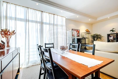 Apartamento T3 para Venda em Vialonga
