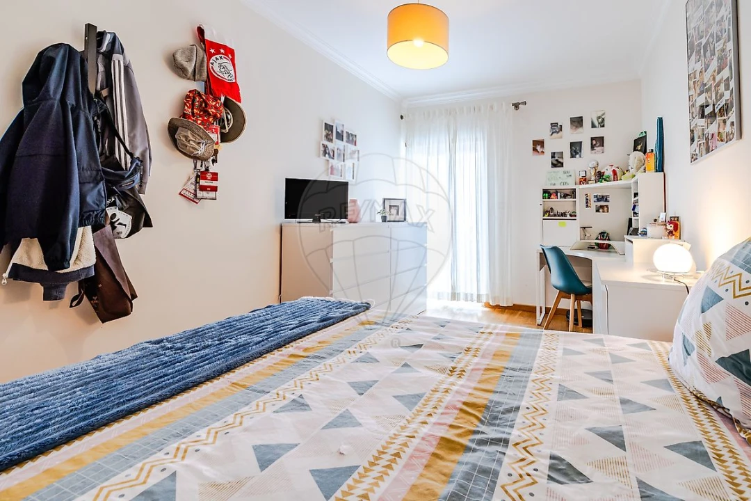 Apartamento T3 para Venda em Vialonga Foto 28