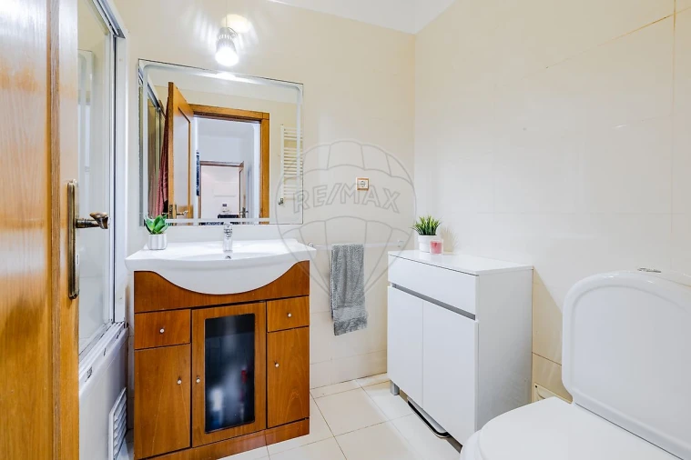 Apartamento T3 para Venda em Vialonga Foto 25