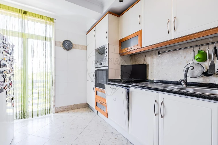 Apartamento T3 para Venda em Vialonga Foto 9