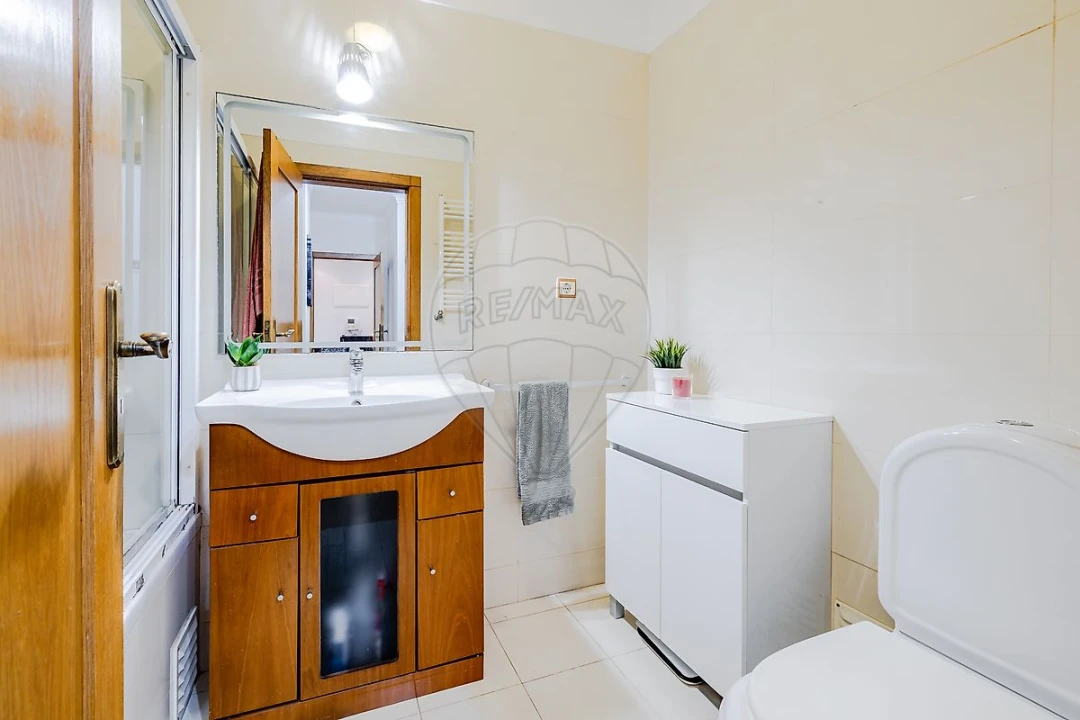 Apartamento T3 para Venda em Vialonga Foto 25