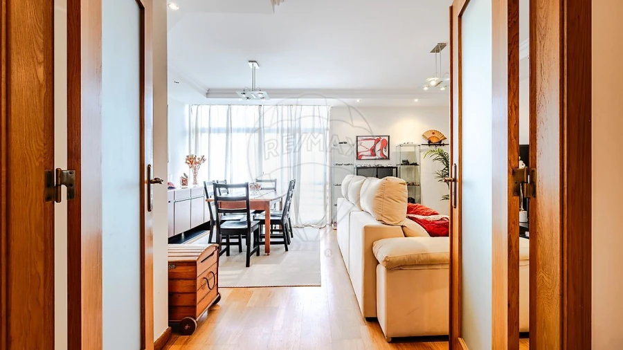 Apartamento T3 para Venda em Vialonga