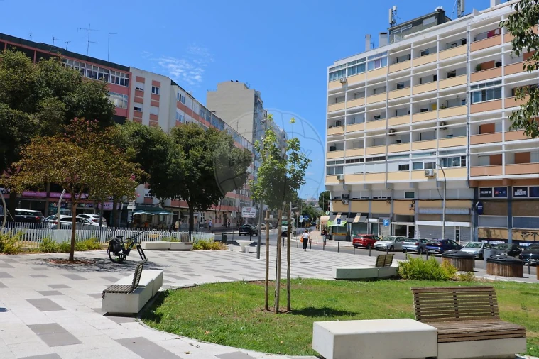 Apartamento T2 para Venda em União das Freguesias de Setúbal Foto 9