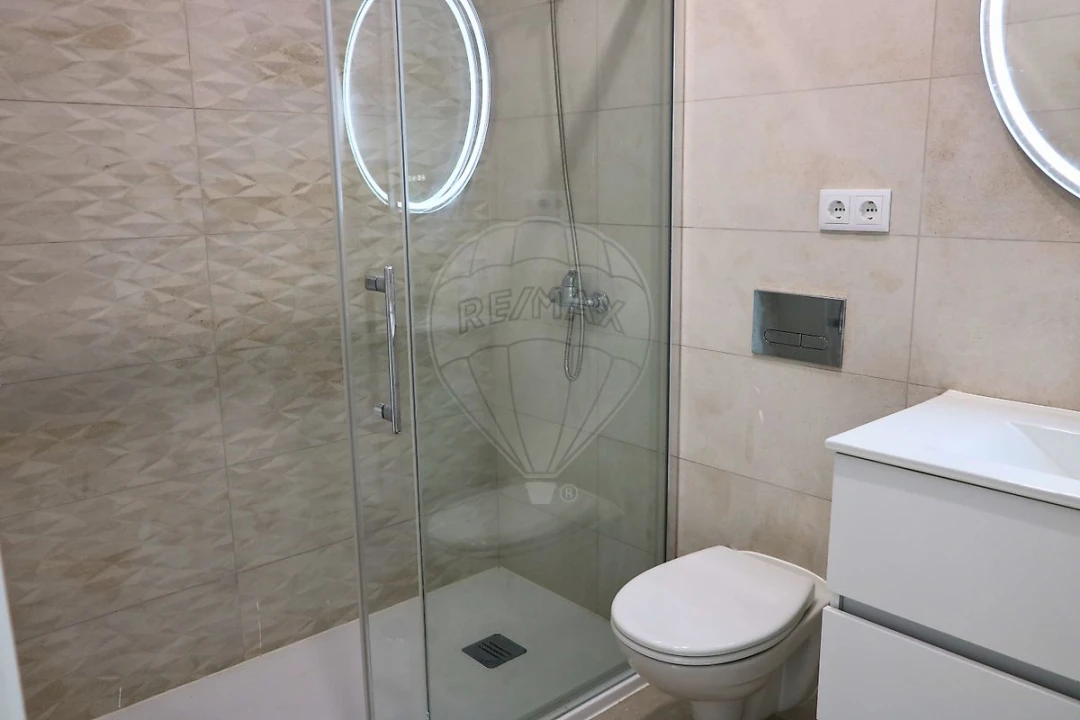 Apartamento T2 para Venda em União das Freguesias de Setúbal Foto 3