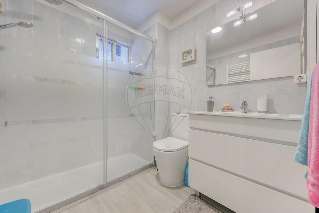 Apartamento T2 para Venda em Santa Marinha e São Pedro da Afurada Foto 10