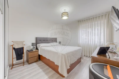 Apartamento T2 para Venda em Santa Marinha e São Pedro da Afurada