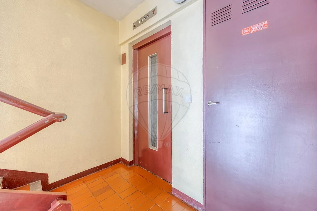 Apartamento T2 para Venda em Santa Marinha e São Pedro da Afurada Foto 5