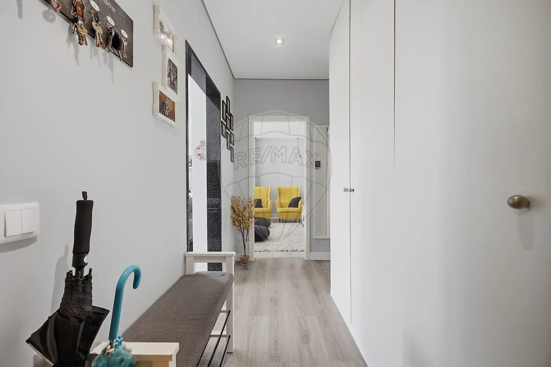 Apartamento T3 para Venda em Gulpilhares e Valadares Foto 17