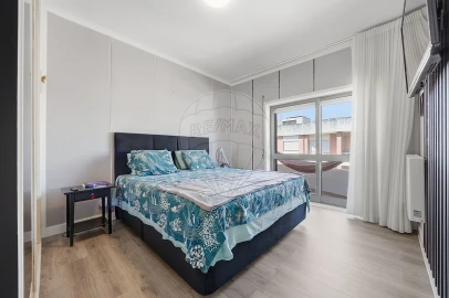 Apartamento T3 para Venda em Gulpilhares e Valadares