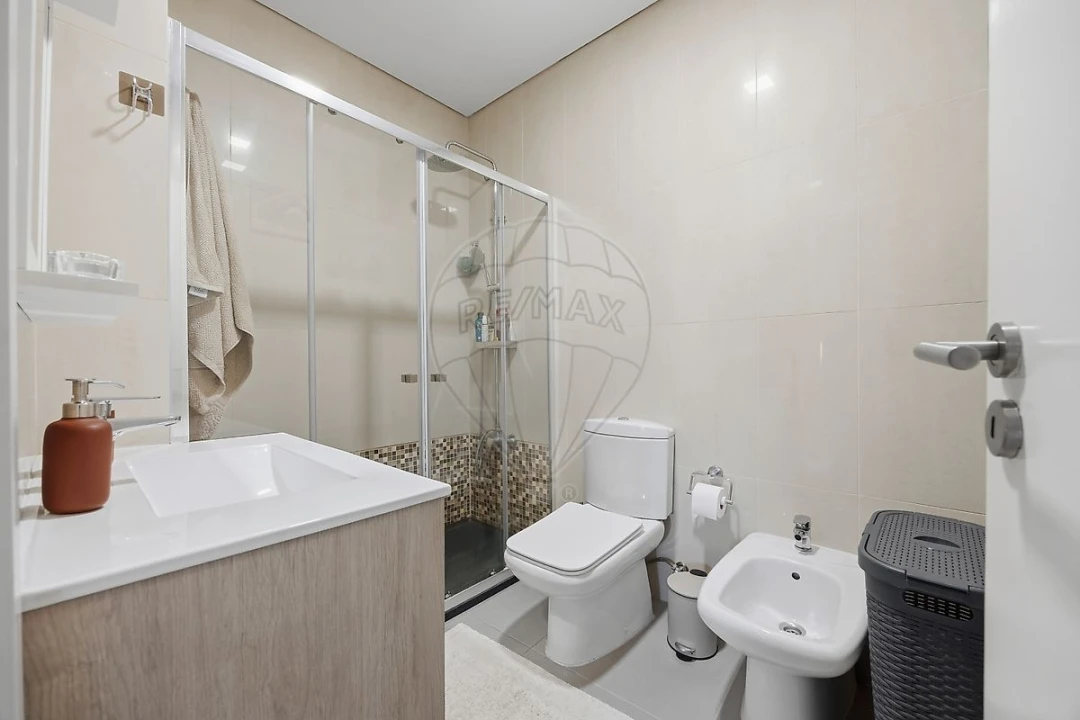 Apartamento T3 para Venda em Gulpilhares e Valadares Foto 18