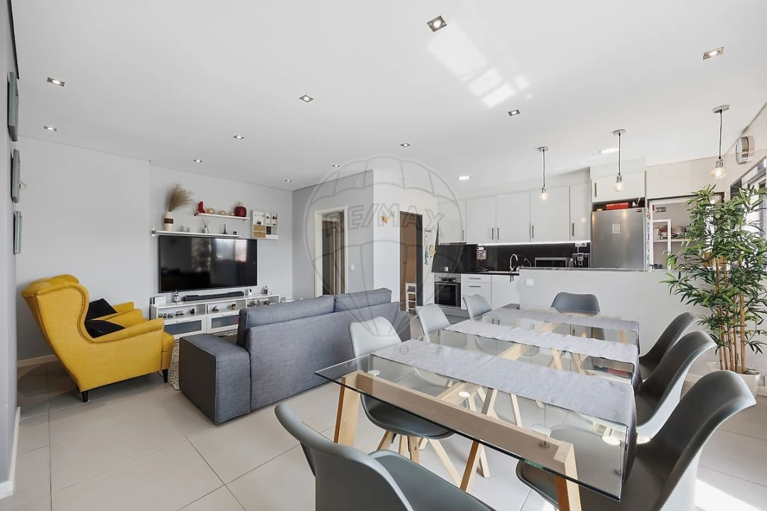 Apartamento T3 para Venda em Gulpilhares e Valadares Foto 6