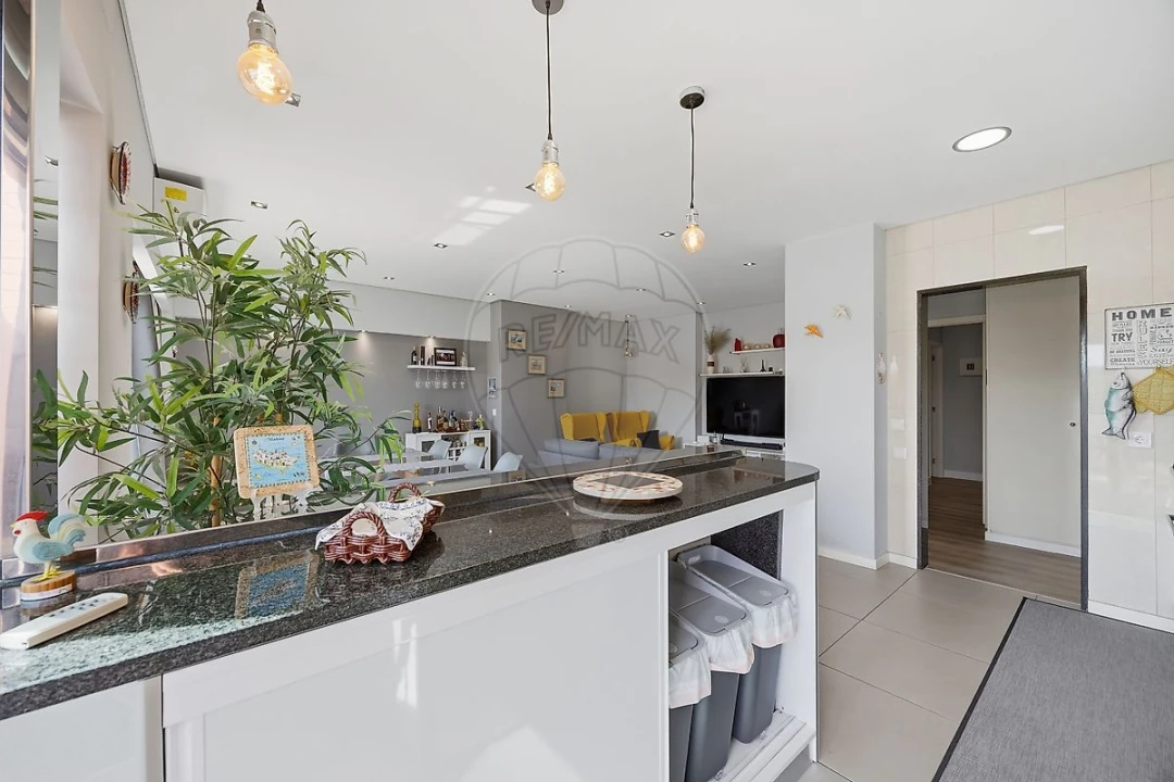 Apartamento T3 para Venda em Gulpilhares e Valadares Foto 14