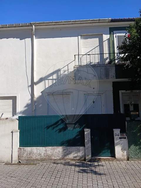 Moradia T2 para Venda em Aldoar, Foz do Douro e Nevogilde