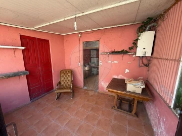Moradia T2 para Venda em Raiva, Pedorido e Paraíso