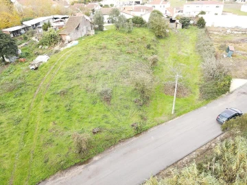 Terreno para Venda em Calvaria de Cima