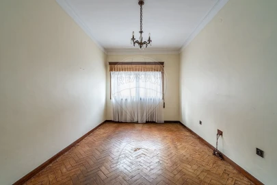 Apartamento T3 para Venda em Lordelo do Ouro e Massarelos