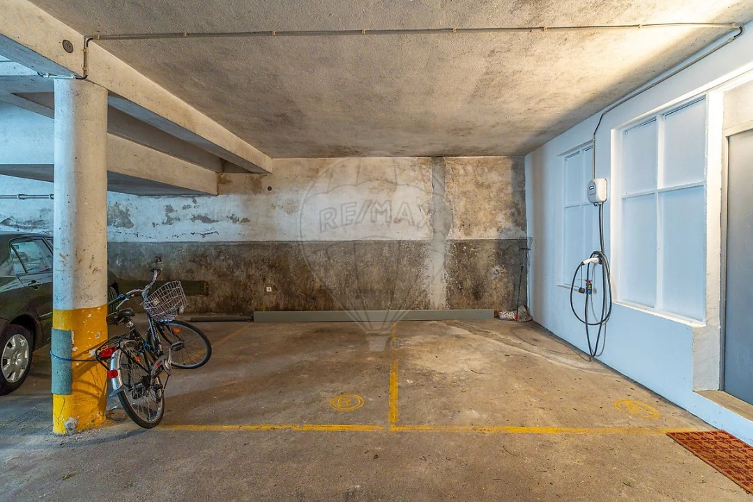 Apartamento T3 para Venda em Lordelo do Ouro e Massarelos Foto 1