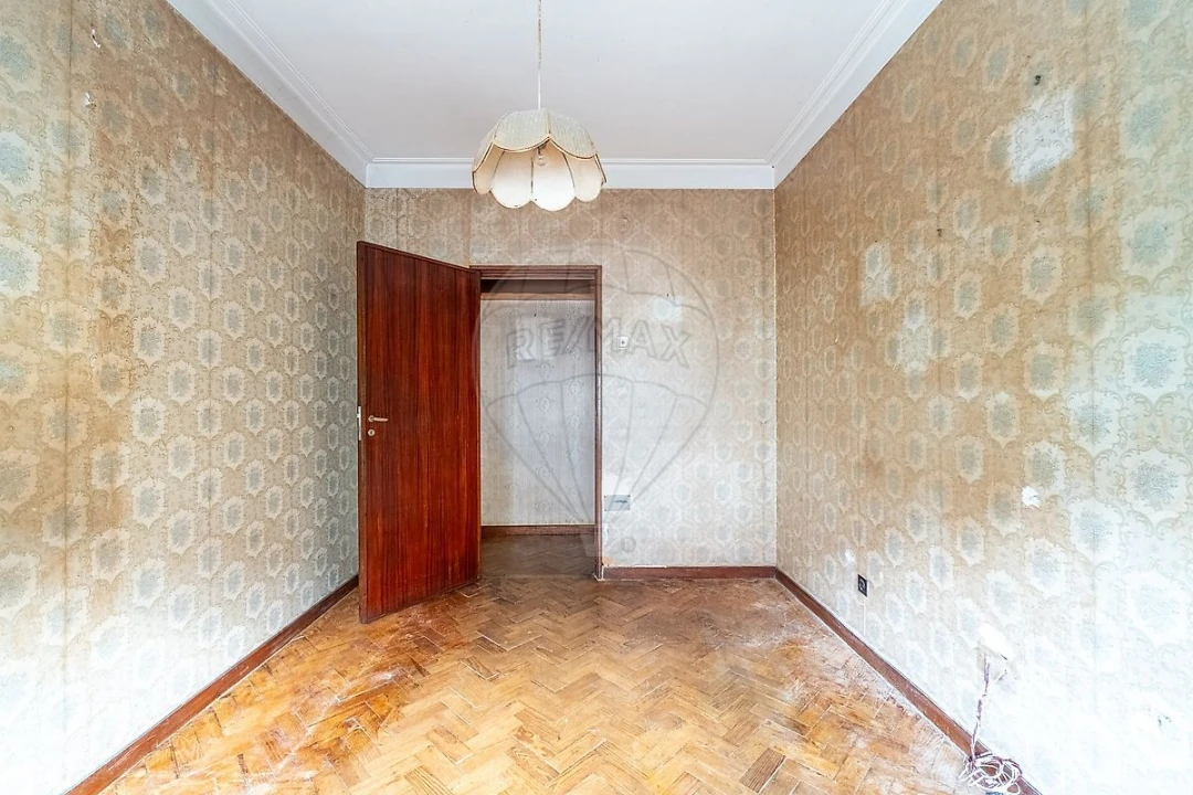 Apartamento T3 para Venda em Lordelo do Ouro e Massarelos Foto 6