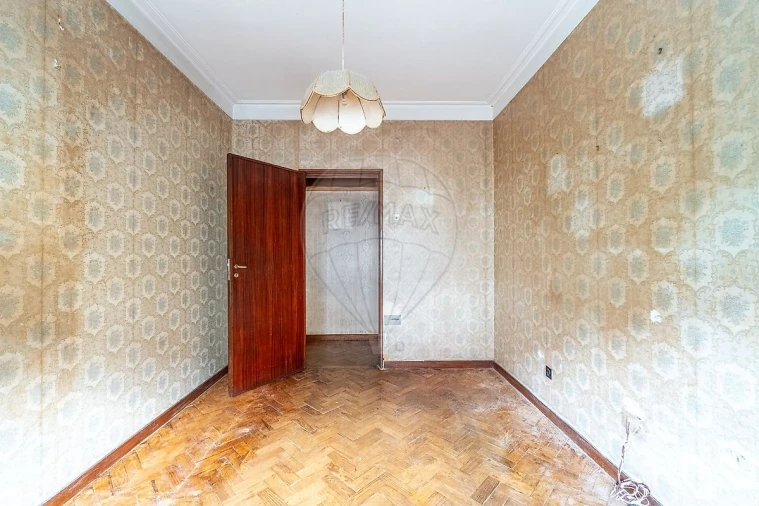 Apartamento T3 para Venda em Lordelo do Ouro e Massarelos Foto 6