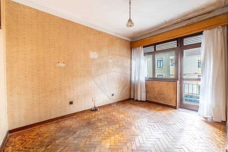 Apartamento T3 para Venda em Lordelo do Ouro e Massarelos Foto 10