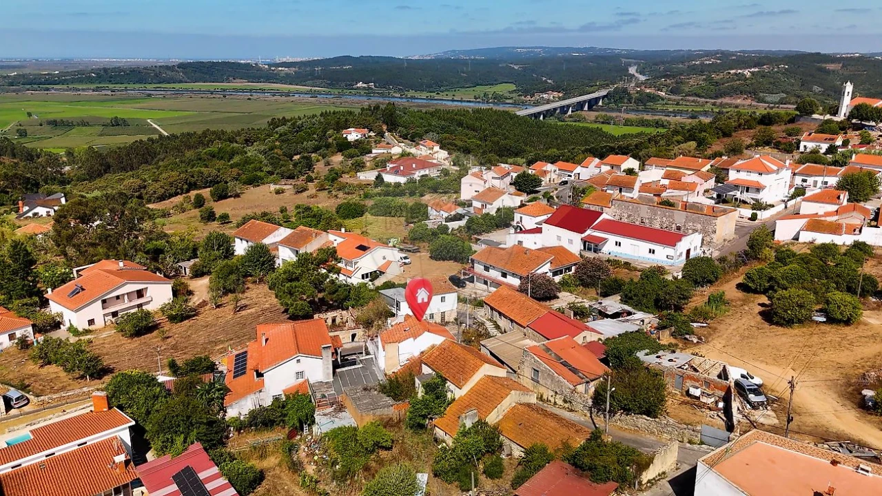 Moradia T2 para Venda em Abrunheira, Verride e Vila Nova da Barca Foto 4