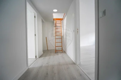 Moradia T2 para Venda em Abrunheira, Verride e Vila Nova da Barca