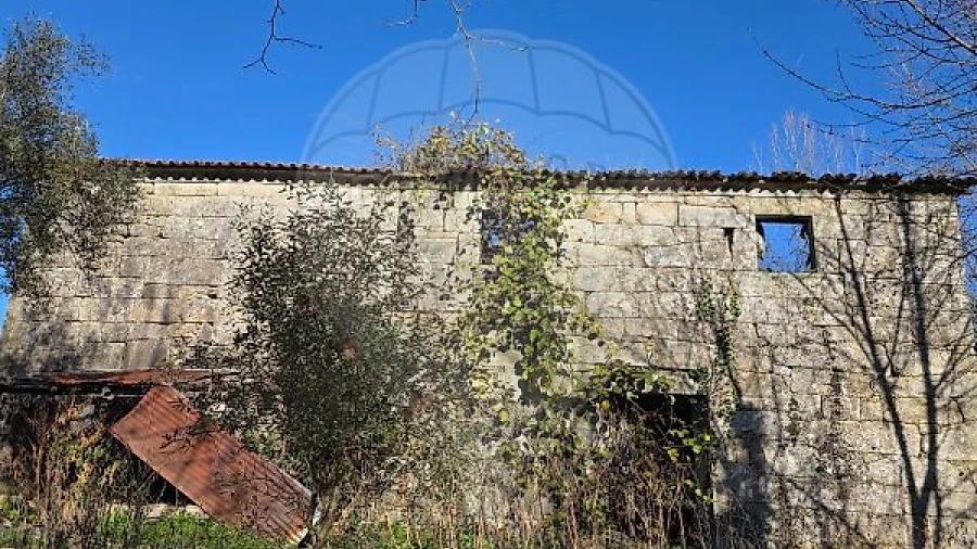 Quinta T0 para Venda em Britelo, Gémeos e Ourilhe