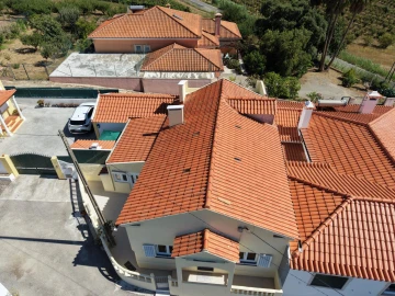 Moradia T3 para Venda em Azueira e Sobral da Abelheira