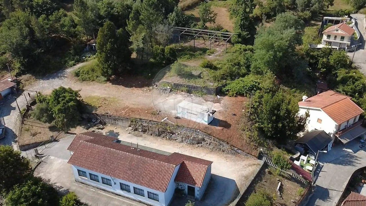 Terreno para Venda em Rendufinho Foto 12