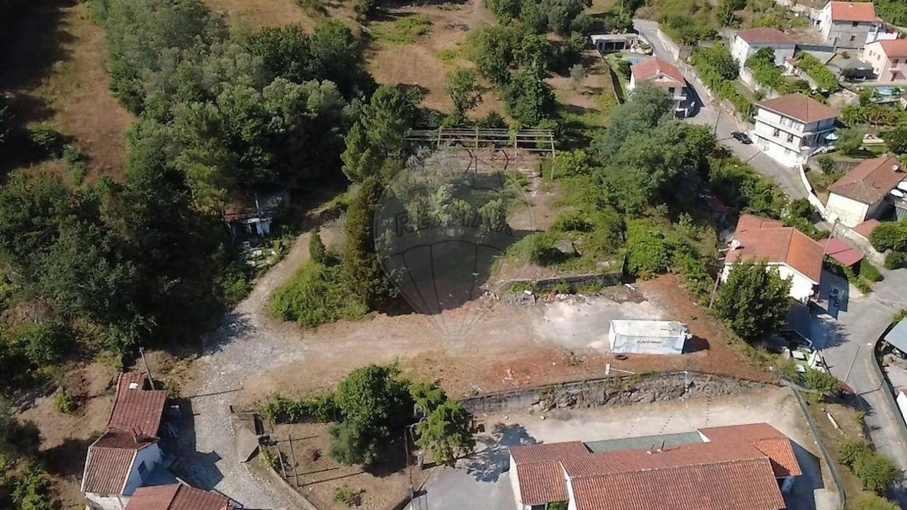 Terreno para Venda em Rendufinho Foto 3