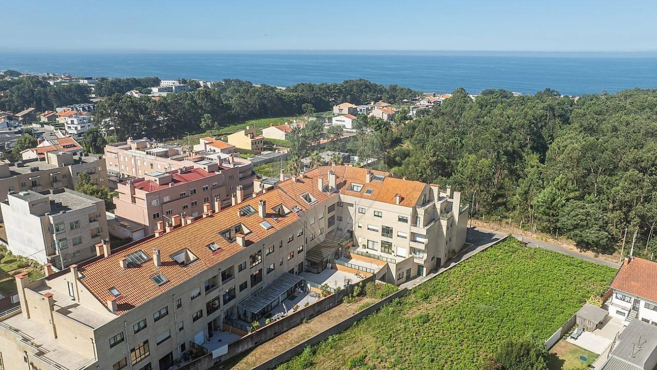 Apartamento T5 para Venda em Madalena Foto 7